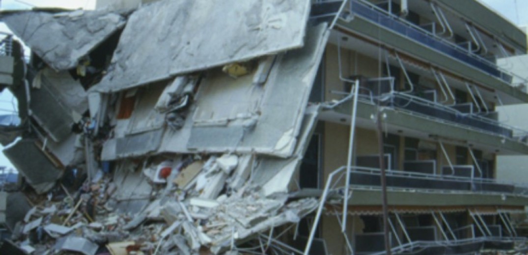 Ο φονικός σεισμός στις Αλκυονίδες νήσους (video)