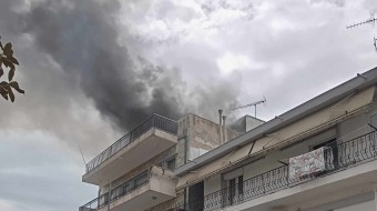 Θεσσαλονίκη: Στις φλόγες διαμέρισμα στην Ηλιούπολη (φωτ.)