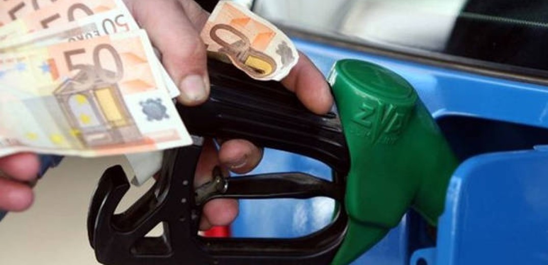 Μείωση φόρων στα καύσιμα ζητούν οι βενζινοπώλες