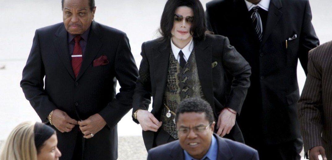 Σε ένα ντοκιμαντέρ κατηγορίες εναντίον του Μάικλ Τζάκσον
