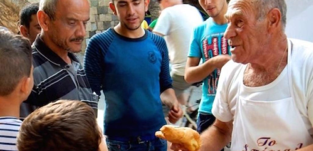 Πέθανε ο φούρναρης που έφτιαχνε διένειμε καθημερινά ψωμί στους πρόσφυγες 