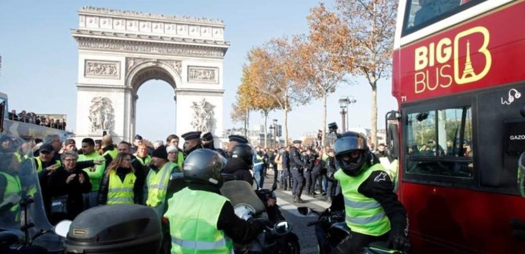 Πάνω από 400 διαδηλωτές τραυματίστηκαν στη Γαλλία
