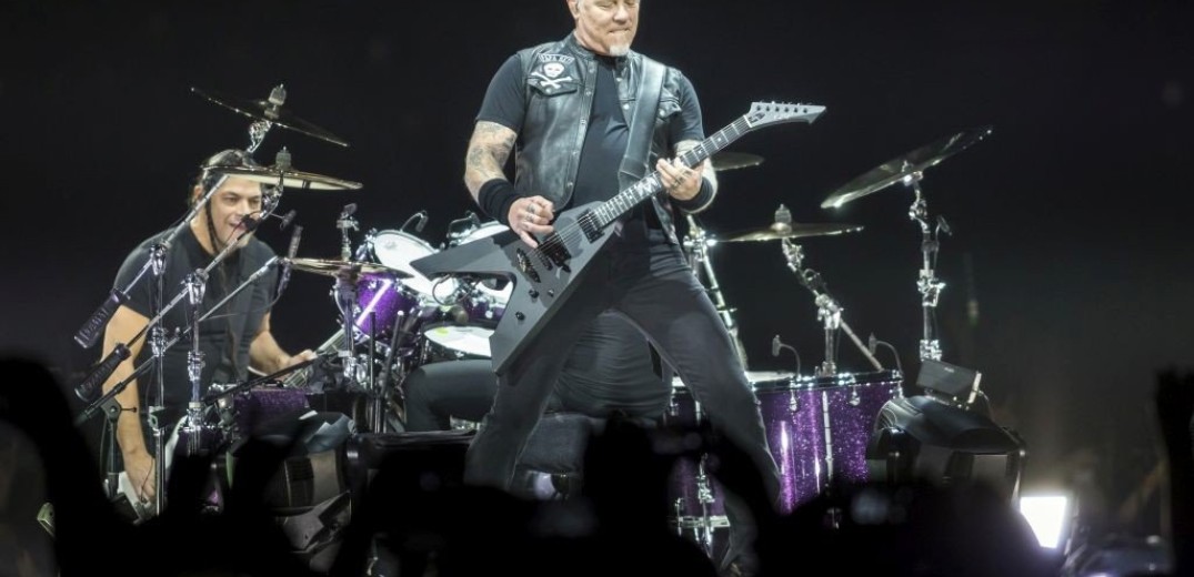Δώσαν... ζωή και ελπίδα οι Metallica στα παιδιά της Ρουμανίας 