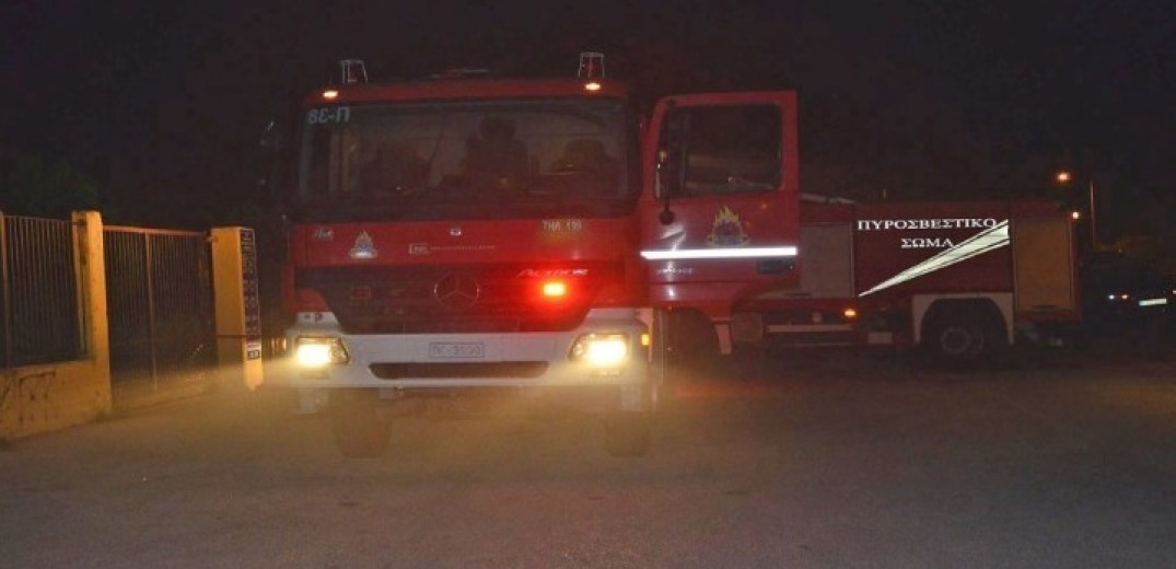 Θεσσαλονίκη: Πυρκαγιά σε περίπτερο τη νύχτα στο κέντρο της πόλης	
