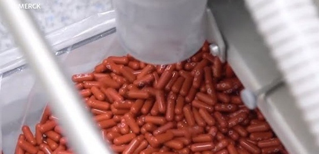 Φάρμακο κορονοϊού: Η Merck επέτρεψε την παρασκευή γενόσημων του χαπιού της 
