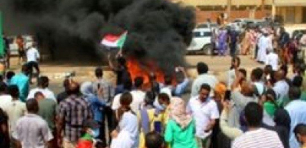Πραξικόπημα στο Σουδάν: Όλες οι τηλεπικοινωνίες διακόπηκαν