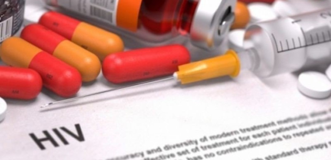 Στην άυλη συνταγογράφηση τα αντιρετροϊκά φάρμακα – Δικαίωμα ανάδοχου γονέα και σε ασθενείς με AIDS ή ηπατίτιδα Β