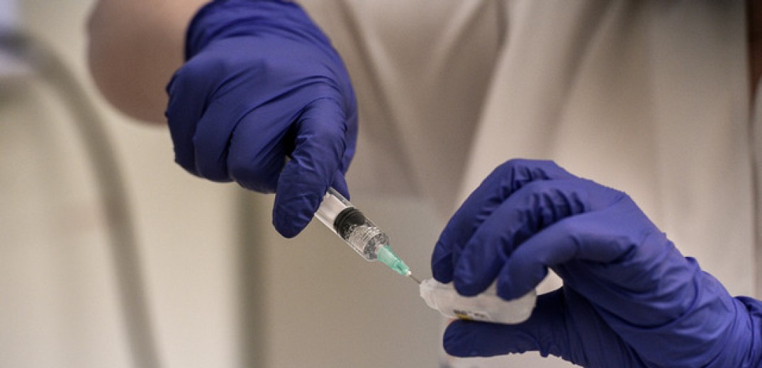 Πασίγνωστο εμβόλιο μειώνει τον κίνδυνο εγκεφαλικού - Ποιο είναι και πώς λειτουργεί 