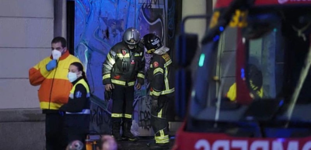 Βαρκελώνη: &quot;Χάθηκε&quot; τετραμελής οικογένεια από πυρκαγιά σε εγκαταλελειμμένο υποκατάστημα τράπεζας