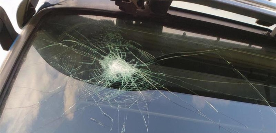 Εγνατία Οδός: Άγνωστοι πετούν πέτρες στα αυτοκίνητα… με σκοπό να κλέψουν τους οδηγούς&#33;