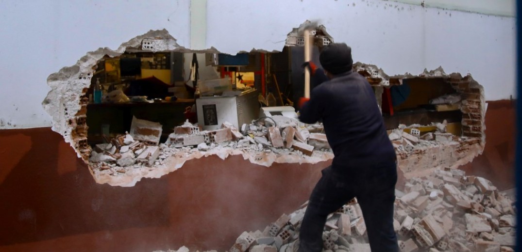 Βίντεο ντοκουμέντο από την εκκένωση της κατάληψης στο Στέκι του Βιολογικού στο ΑΠΘ  (βίντεο)