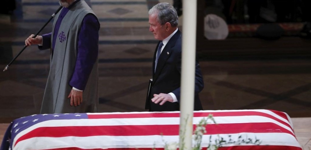 Το &quot;τελευταίο αντίο&quot; στον Τζορτζ Μπους πρεσβύτερο 