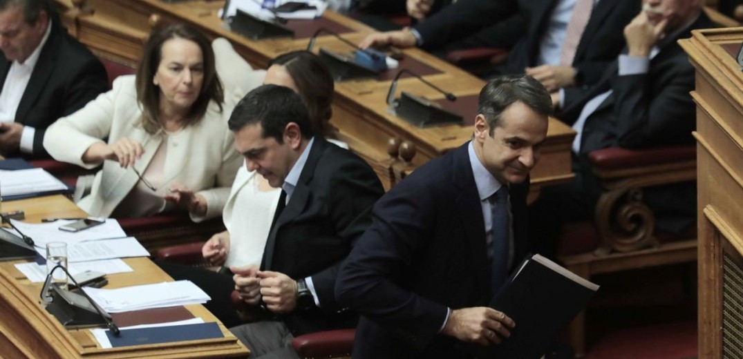 Προεκλογική κόντρα Τσίπρα - Μητσοτάκη στη Βουλή 