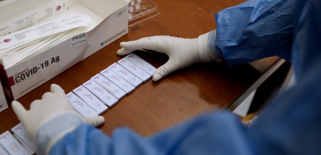 Κορονοϊός: Πού θα γίνουν αύριο δωρεάν rapid tests