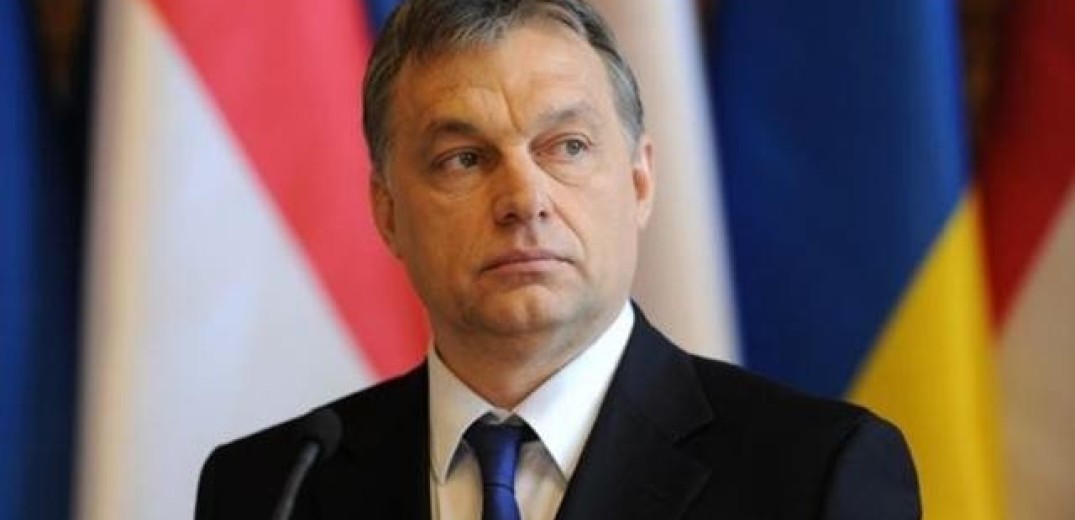 Διαδηλωτές-Ουγγαρία: «Καλά Χριστούγεννα κ. Πρωθυπουργέ»