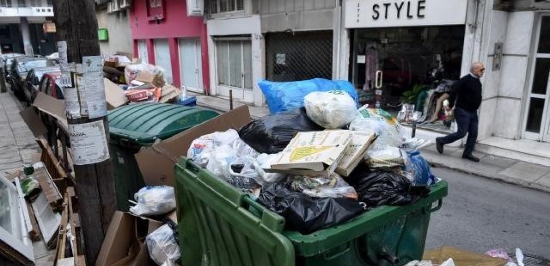 Θεσσαλονίκη: Τοποθετούνται 3.500 νέοι κάδοι απορριμμάτων με... ταυτότητα