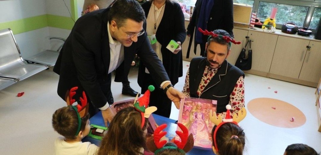 Θεσσαλονίκη:  Το «Βαλιτσάκι της Αγάπης» άνοιξε για παιδιά που νοσηλεύονται