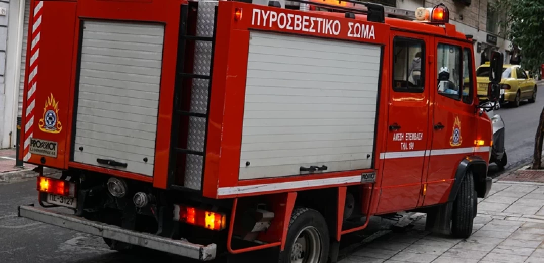 Αναστάτωση από φωτιά σε κεντρικό κατάστημα στις Σέρρες - Απεγκλωβίστηκε ένα άτομο