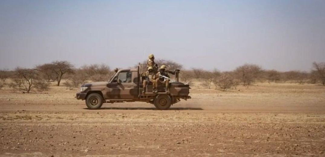 Μακελειό με 15 νεκρούς στρατιώτες στη Μπουρκίνα Φάσο