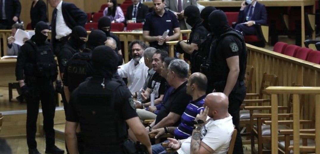 Δίκη Χρυσής Αυγής: Η σύντροφος του Παύλου Φύσσα καταθέτει για πρώτη φορά δημόσια - Είχε ξεψυχήσει στην αγκαλιά της