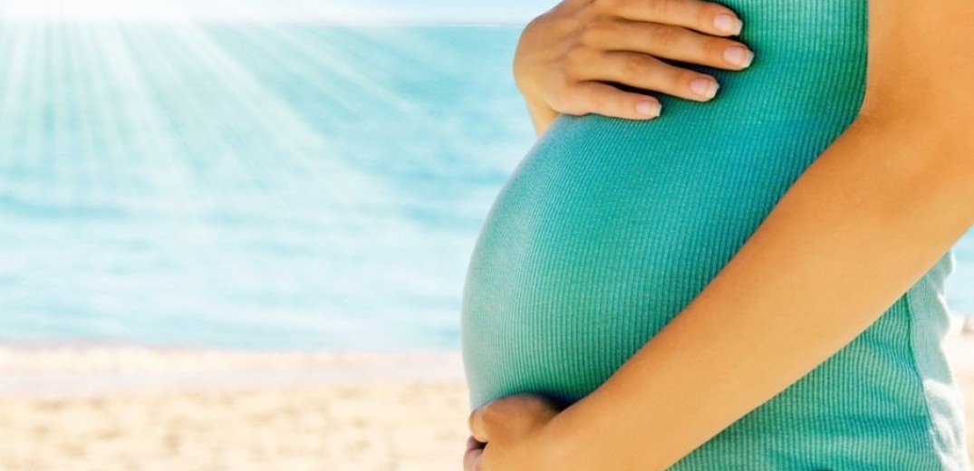 Έρευνα: Αυξάνεται το καλοκαίρι ο κίνδυνος αποβολής για τις εγκύους