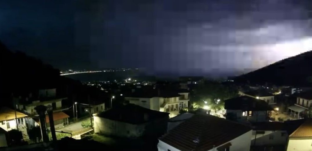 Καταιγίδες, κεραυνοί και χαλάζι πλήττουν ολόκληρη τη Μακεδονία (βίντεο)
