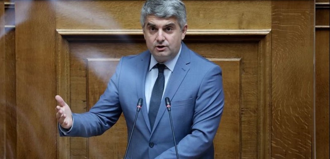 Ο. Κωνσταντινόπουλος: ΝΔ και ΣΥΡΙΖΑ τσακώνονται για να κρύψουν ότι συμψηφίζουν σκάνδαλα