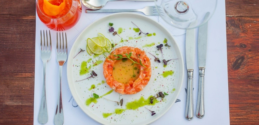 Αφιέρωμα: Εστιατόρια στη Θεσσαλονίκη με θέα θάλασσα… για μοναδικά γευστικά «ταξίδια»