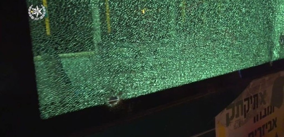 Αγωνία για 8 τραυματίες από ένοπλη επίθεση σε λεωφορείο στην Ιερουσαλήμ (βίντεο & φωτ.)