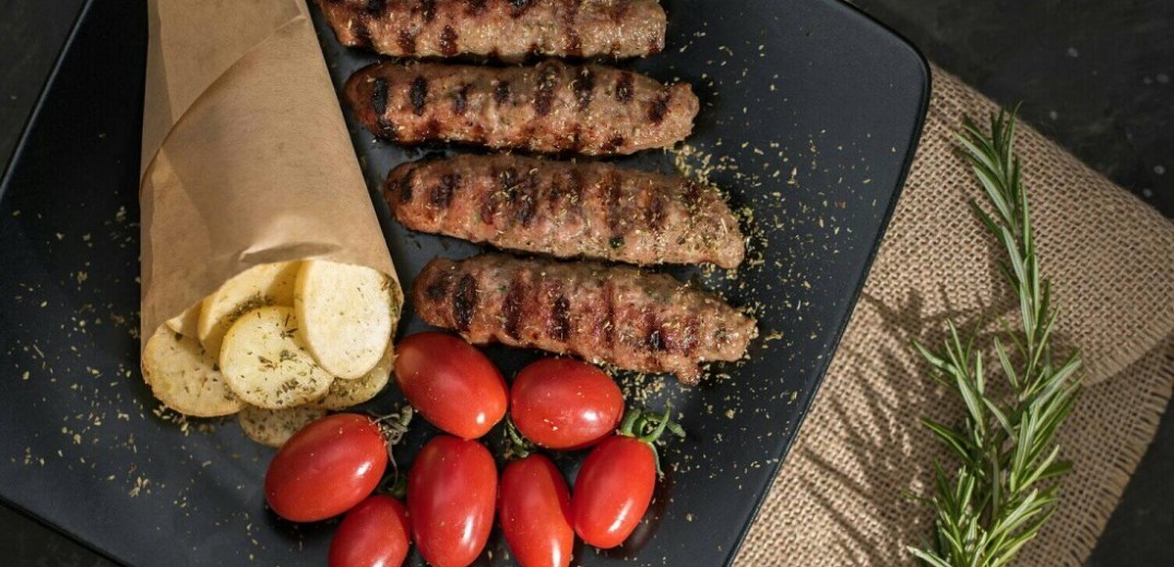 Αφιέρωμα: Ανακάλυψε 10 από τις πιο «λαχταριστές» διευθύνσεις για street food στη Δυτική Θεσσαλονίκη