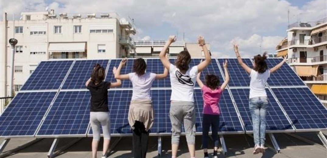 Καλαμαριά: “Σβήνουν” τα φώτα στα σχολεία -  ﻿﻿﻿Ο δήμος επενδύει σε φωτοβολταϊκά και μειώνει 10% το κόστος της ενέργειας 