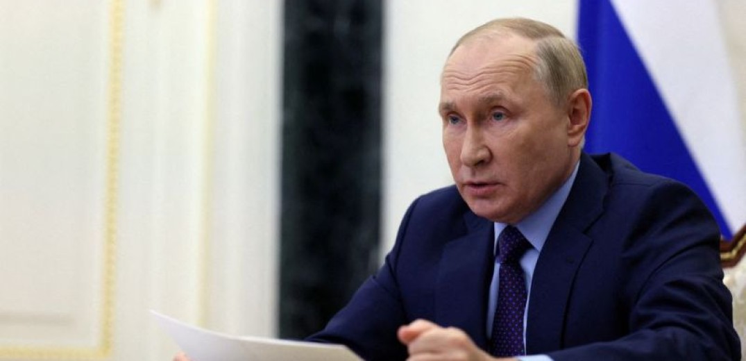 Bloomberg: Ο Πούτιν ετοιμάζει νέα επίθεση στην Ουκρανία την άνοιξη 