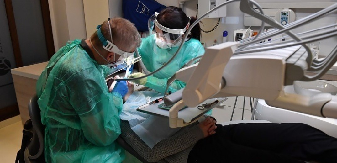 Καθηγητής στοματικής βιολογίας: Νέα δόντια για τον ΄άνθρωπο από βλαστικά κύταρα