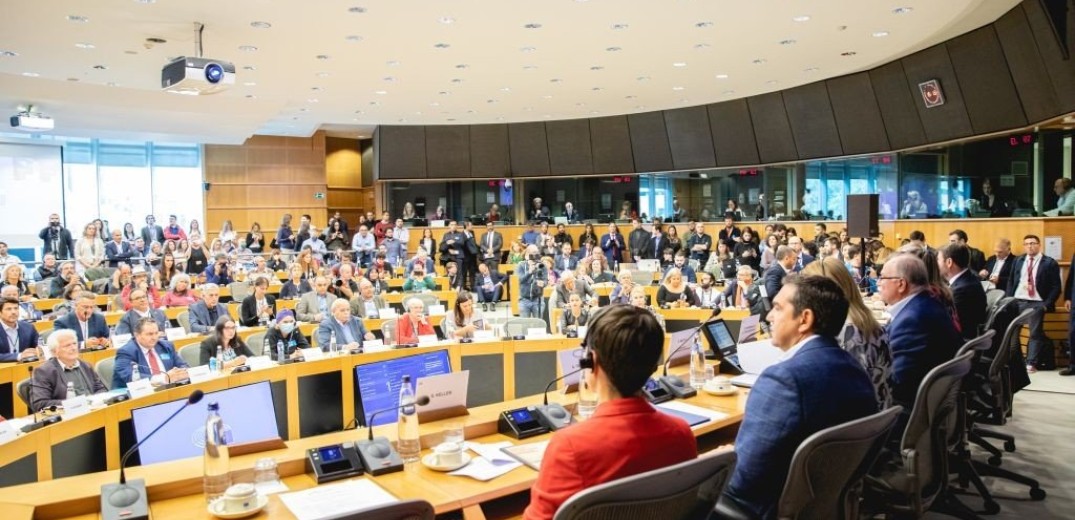 Το Ευρωκοινοβούλιο τίμησε τον Μανώλη Γλέζο με αφορμή τα 100 χρόνια από τη γέννησή του