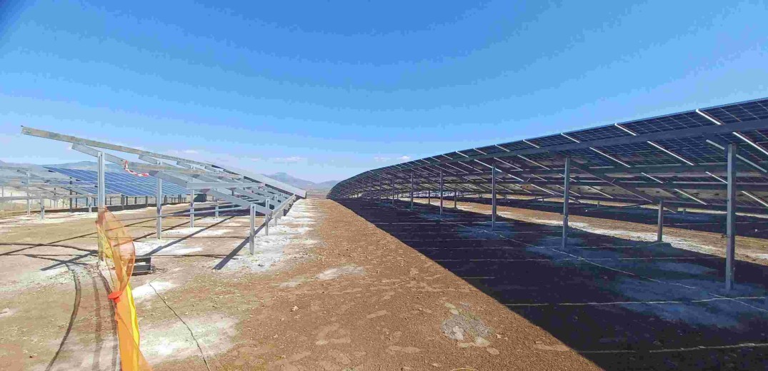 Κοζάνη: Το καλοκαίρι του 2023 θα είναι έτοιμο το φωτοβολταϊκό πάρκο της Lightsource bp