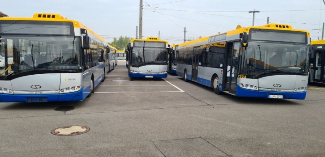 ΟΑΣΘ: Η... λεηλασία των λεωφορείων της Λειψίας και οι τρύπες στα μισθωμένα οχήματα
