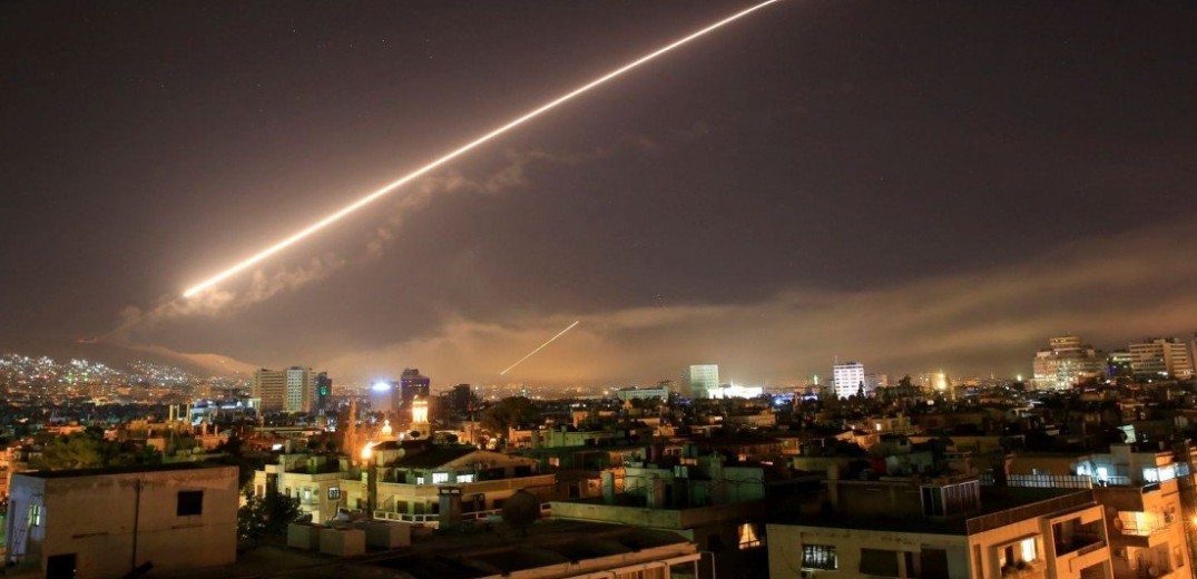 Ισραηλινές πυραυλικές επιθέσεις σε αεροπορική βάση στην κεντρική Συρία - Δύο στρατιωτικοί νεκροί