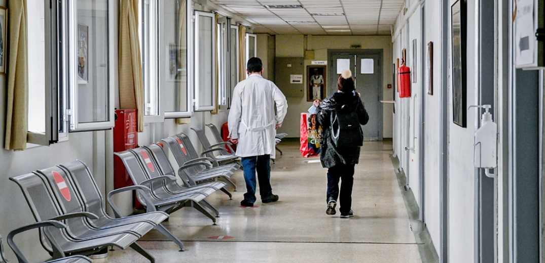 Δημόσια νοσοκομεία: Ασθενείς δεν παίρνουν εξιτήριο γιατί, στο σπίτι τους... δε μπορούν να ζήσουν&#33;