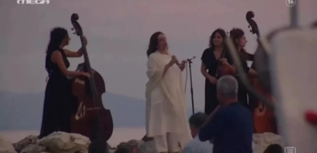 Maestro: Βίντεο από τα γυρίσματα της σκηνής που τραγουδά η Χαρούλα Αλεξίου 