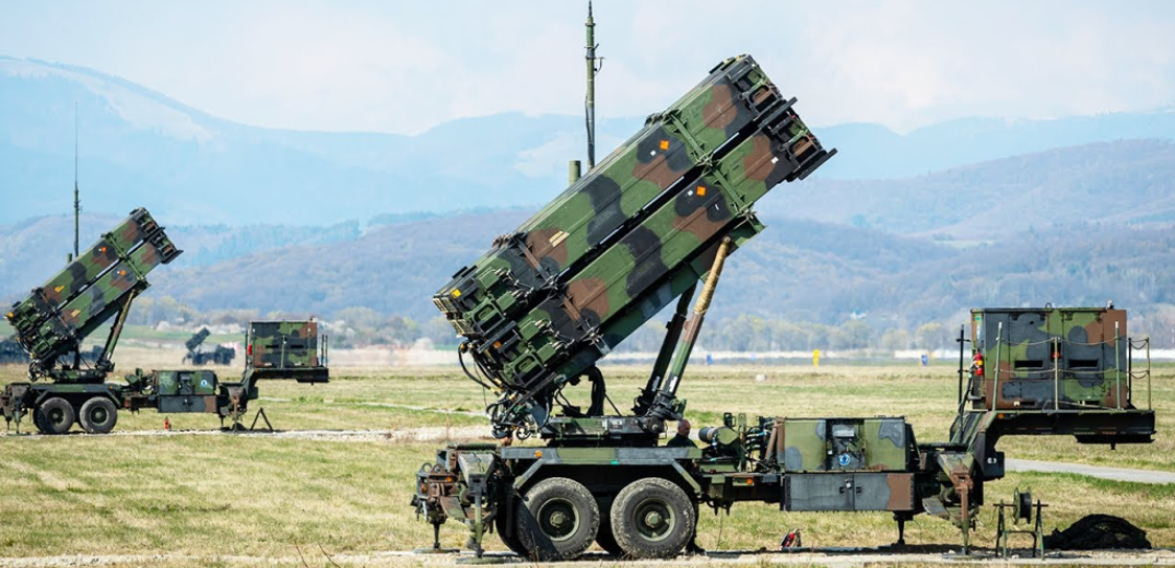 Ισπανία: Η υπουργός Άμυνας επιβεβαιώνει την παράδοση πυραύλων Patriot στην Ουκρανία