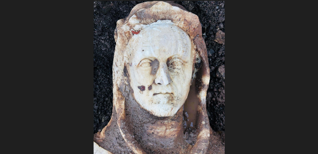 Ρώμη: Βρέθηκε αρχαίο άγαλμα του Ηρακλή στη διάρκεια εργασιών σε υπονόμους&#33;