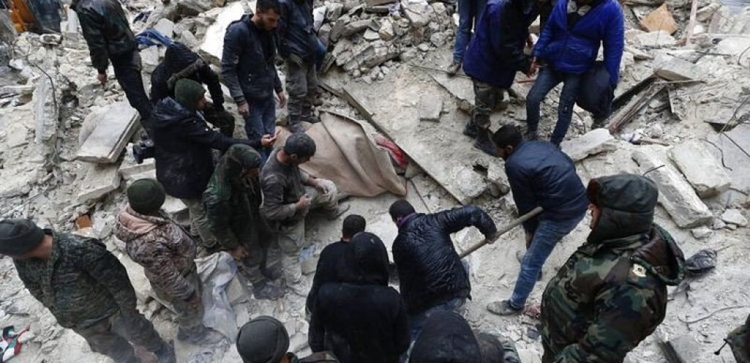 Σεισμοί σε Τουρκία και Συρία: Ο χρόνος εξαντλείται - Εκατοντάδες οι εγκλωβισμένοι στα χαλάσματα 