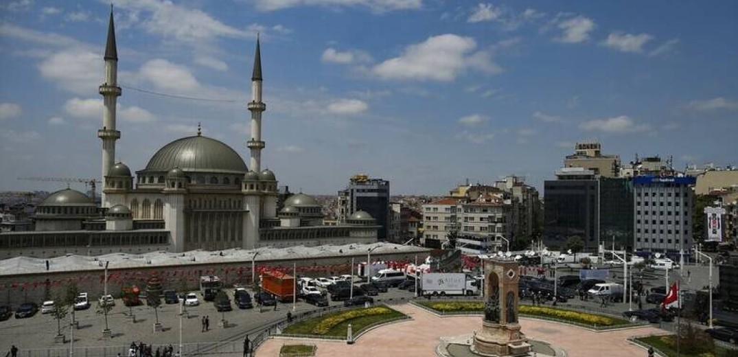 Τουρκία: Πρεσβευτές 9 χωρών κλήθηκαν από το ΥΠΕΞ επειδή έκλεισαν τα προξενεία τους στην Κωνσταντινούπολη 