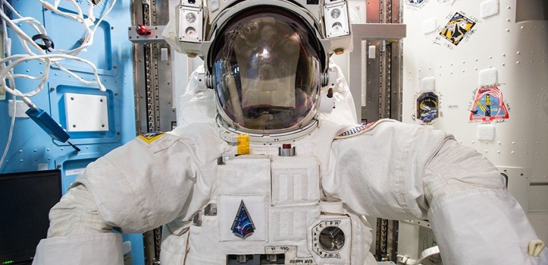 Aπό τη NASA στη Θεσσαλονίκη: Έρχεται η αυθεντική στολή του αστροναύτη