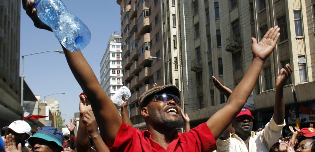 Νότια Αφρική: Συνελήφθησαν 550 διαδηλωτές για το φόβο επεισοδίων
