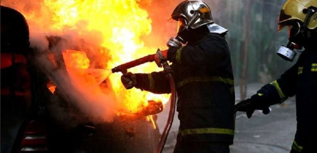 Ημαθία: Στις φλόγες αγροτικό όχημα στη Βεργίνα