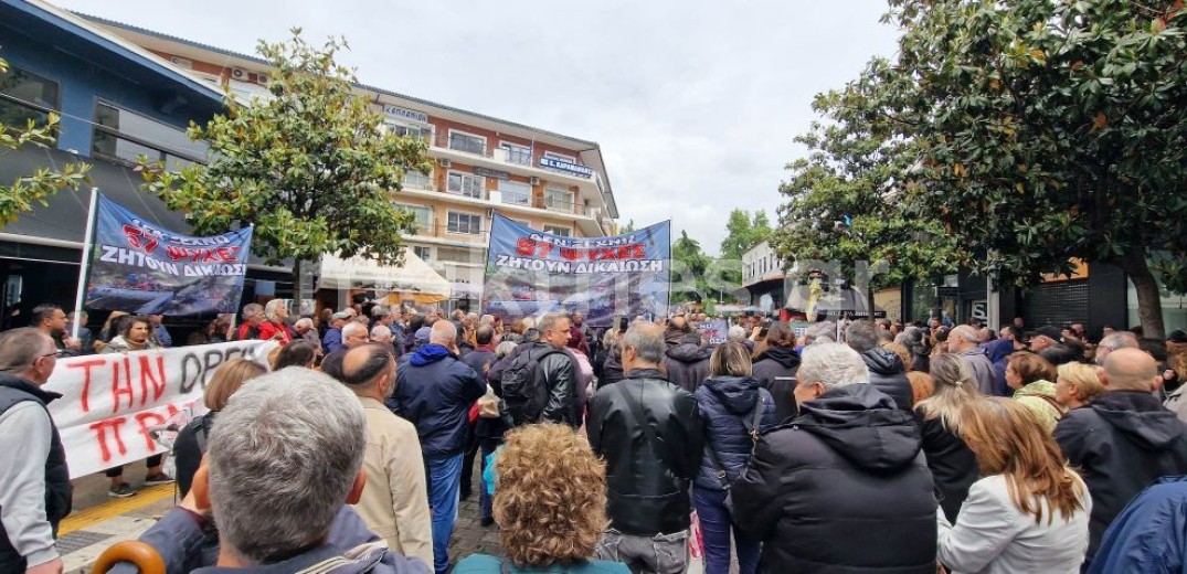 Καταγγελία για την ΕΡΤ: Είχε εντολή να μην προβάλει κανένα πλάνο από την διαδήλωση για τον Καραμανλή στις Σέρρες (βίντεο)