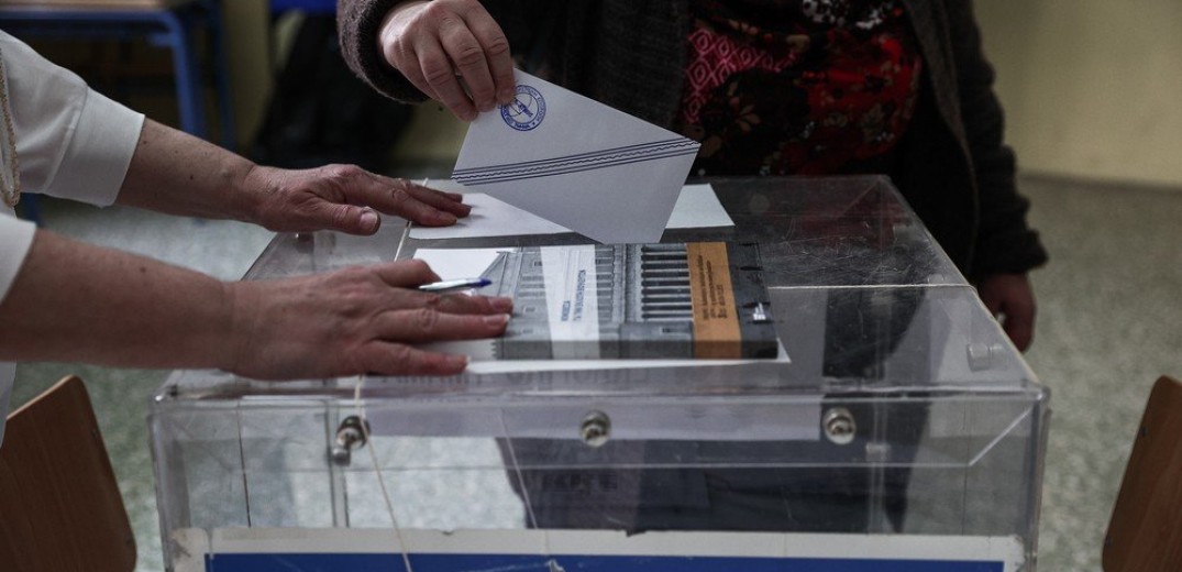 Δημοσκόπηση Kapa Research: Ανοίγει και άλλο η ψαλίδα ΝΔ-ΣΥΡΙΖΑ ενόψει των νέων εκλογών 