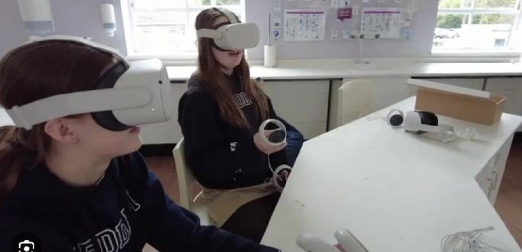 «Σχολείο metaverse»: Η εικονική πραγματικότητα αλλάζει τα πάντα στη διδασκαλία (βίντεο)