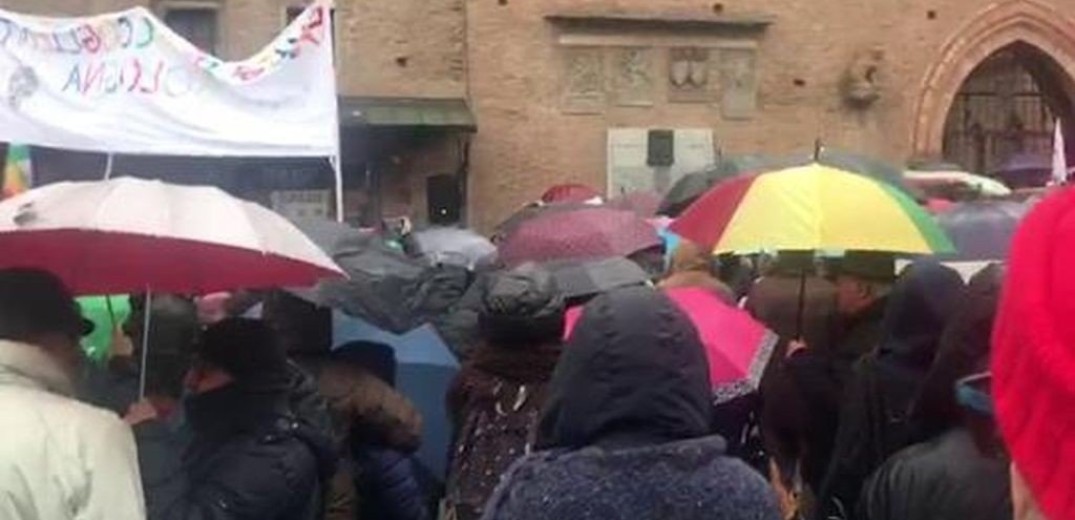 Ιταλία: Μποϊκοτάζ σε εκδήλωση χορηγίας ΜΚΟ για τους μετανάστες
